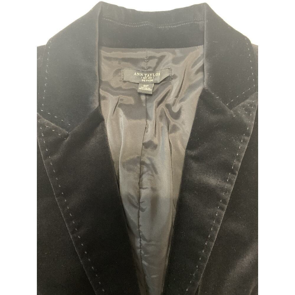 Ann Taylor Women’s 8P Black Velvet Blazer Jacket Open Front Long Sleeve Petite - Picture 5 of 7